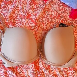 Chantelle 36 DD Plunge push up bra convertible